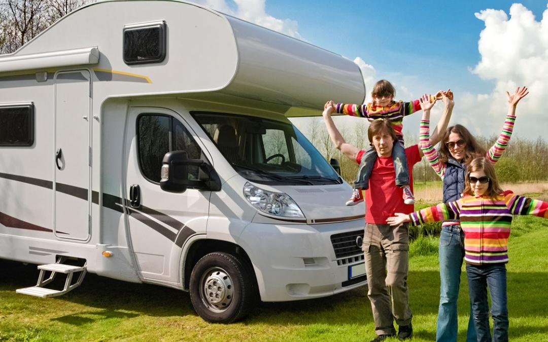 Norfolk Camping: Motor home pitch happy family