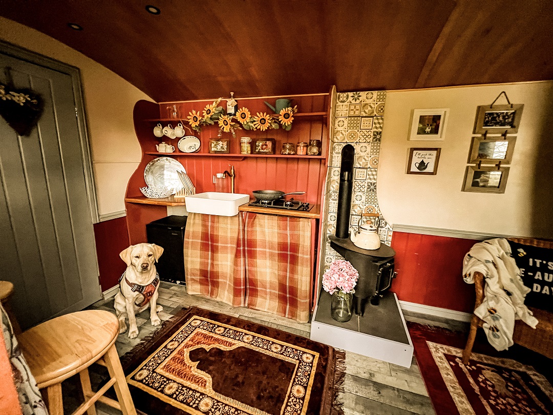 Kitchenette in glamping shepherds hut