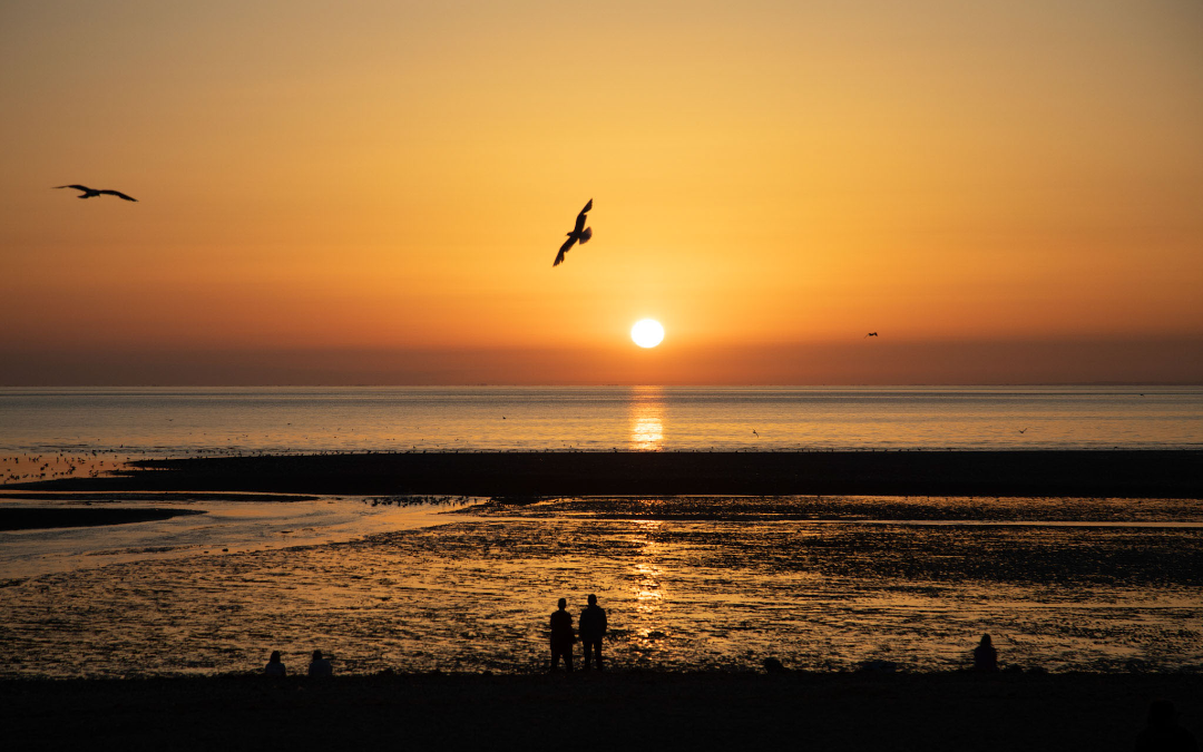 mYminiBreak, Norfolk Beaches a romantic sunset perfect for a proposal