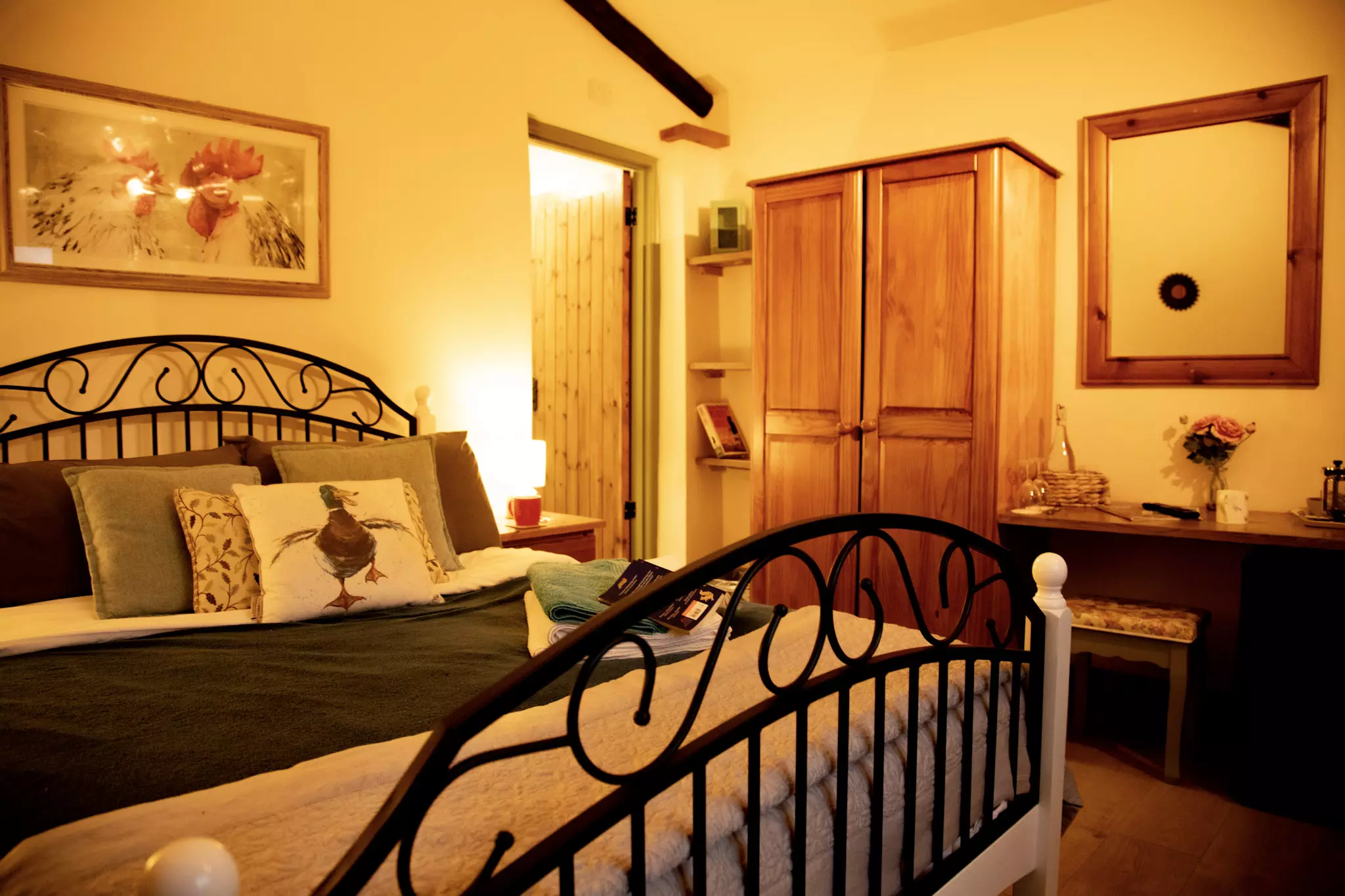 NORFOLK HOLIDAY ACCOMMODATION GUEST HOUSE: THE ROOST