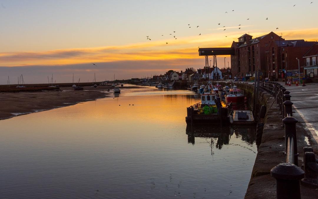 Well-next-the-sea sunset - Short Breaks Norfolk 
