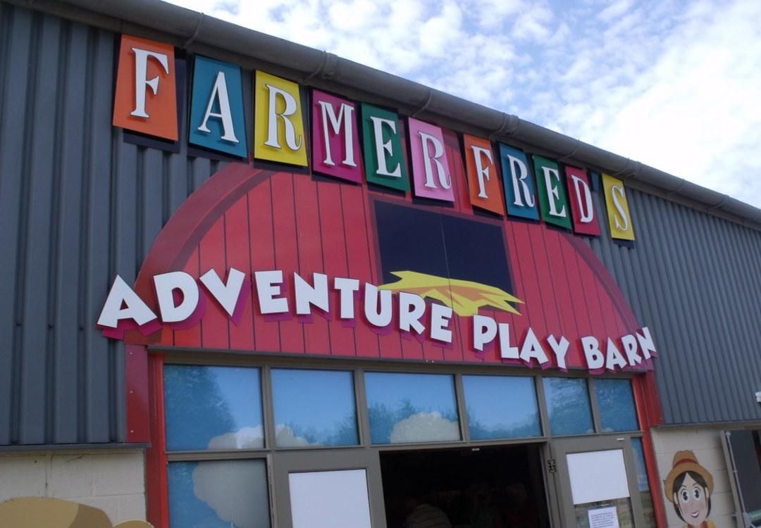 Self-catering-Hunstanton: Farmer Fred's playground
