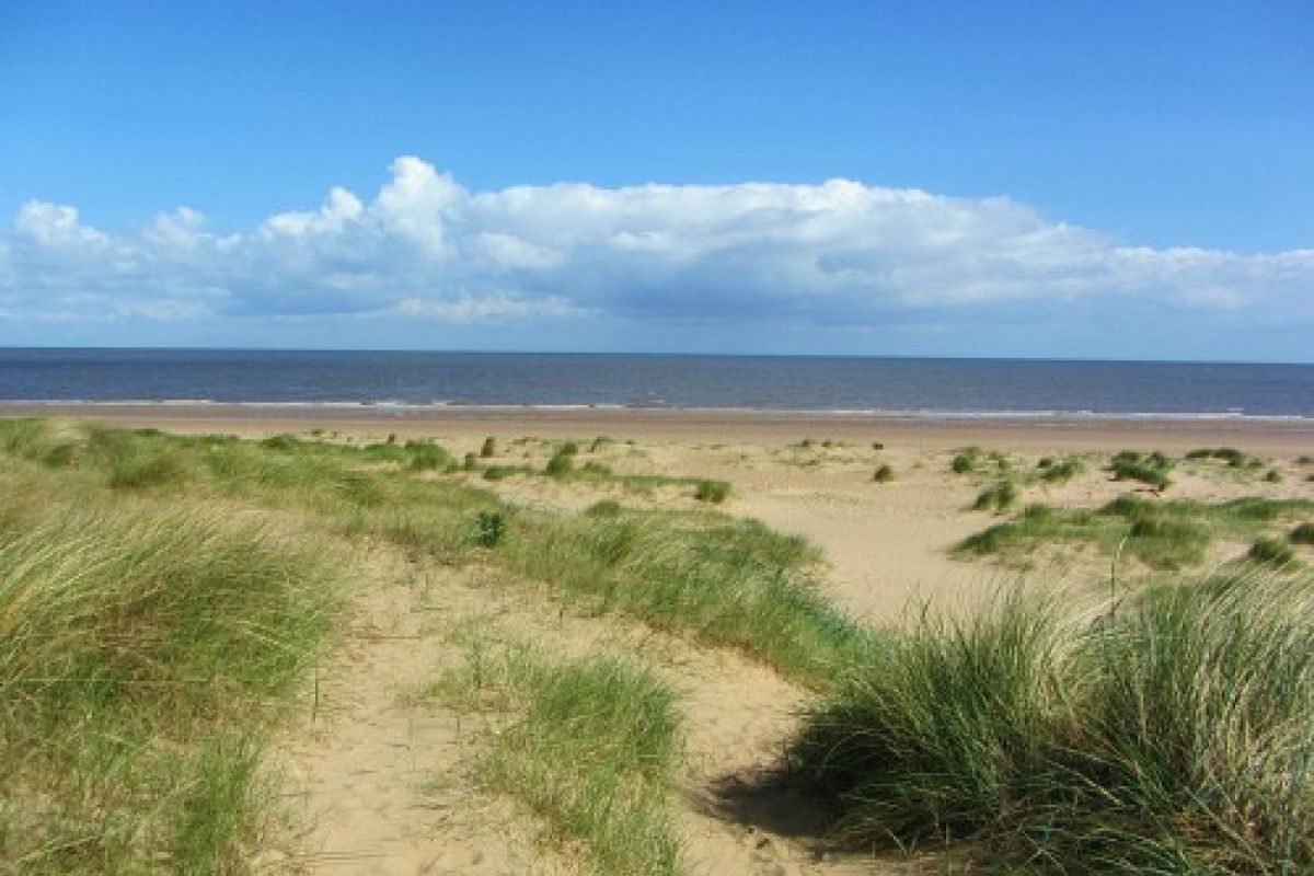 beach at thornham